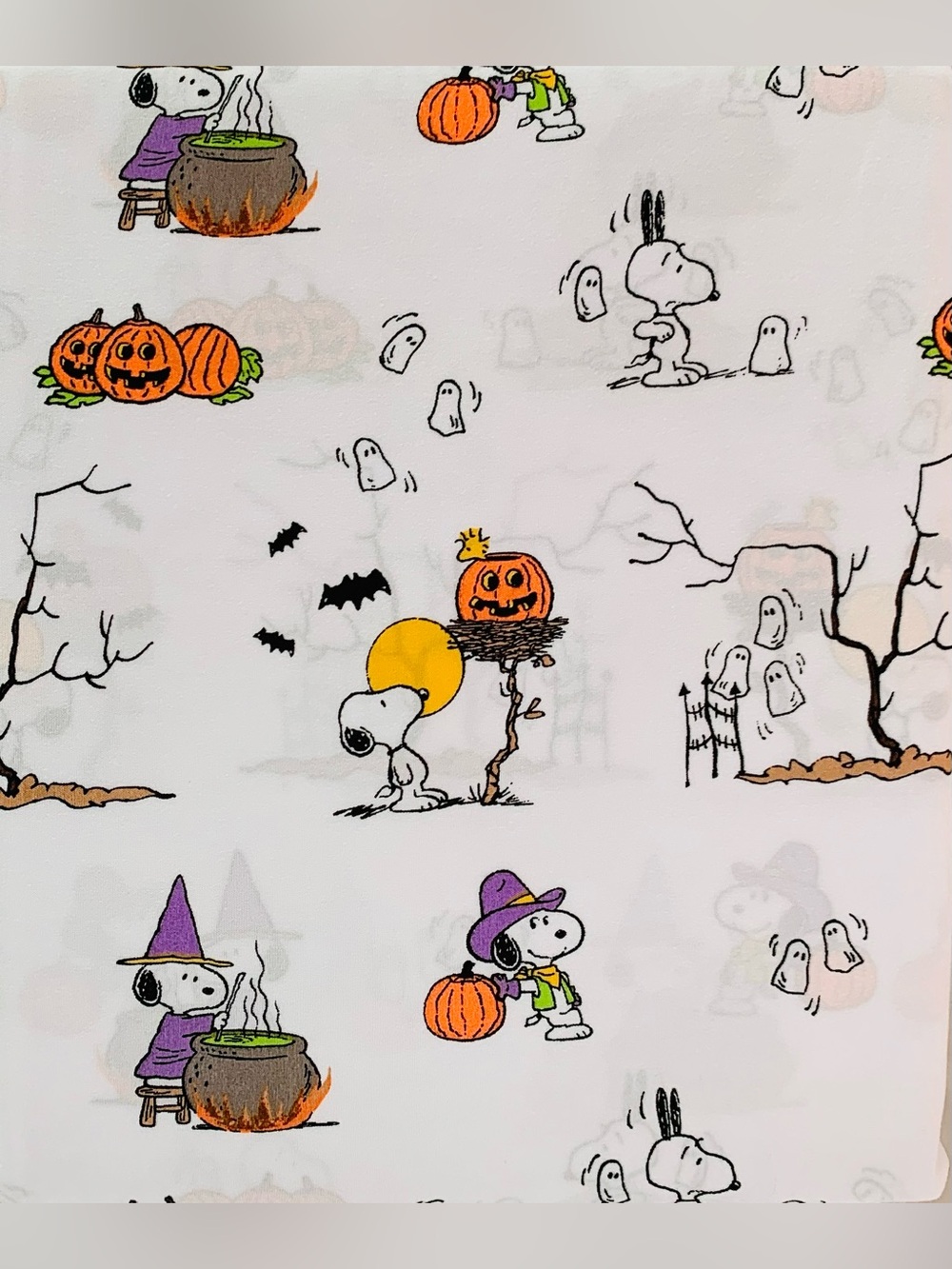 Peanuts Snoopy Halloween Spooky Pumpkins and Ghosts Sheet Set - King - Picture 3 of 5